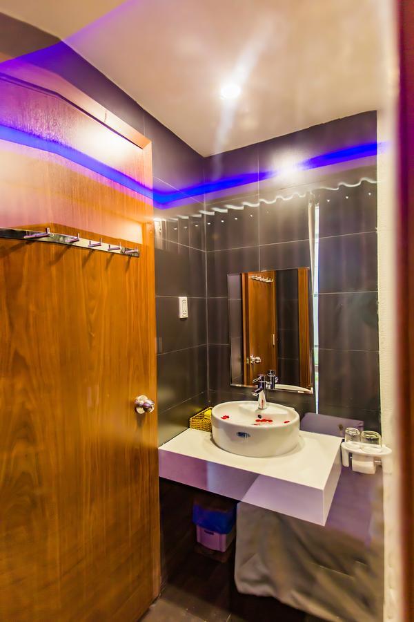 Kien Cuong Hotel Da Nang Exteriör bild