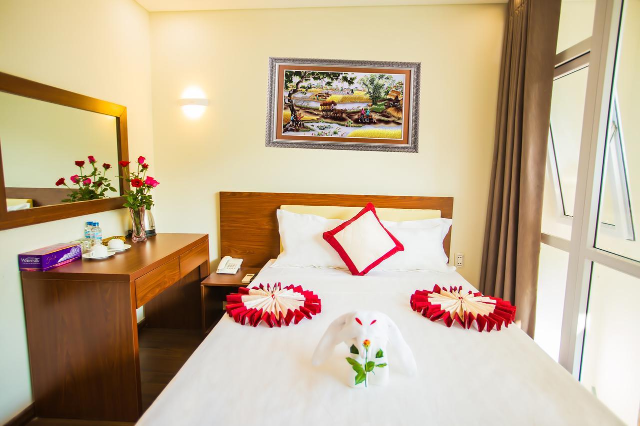Kien Cuong Hotel Da Nang Exteriör bild