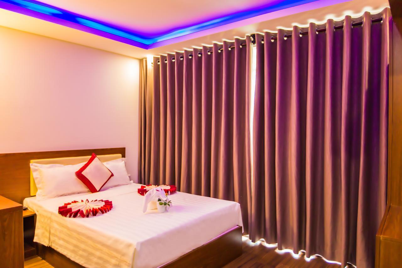 Kien Cuong Hotel Da Nang Exteriör bild